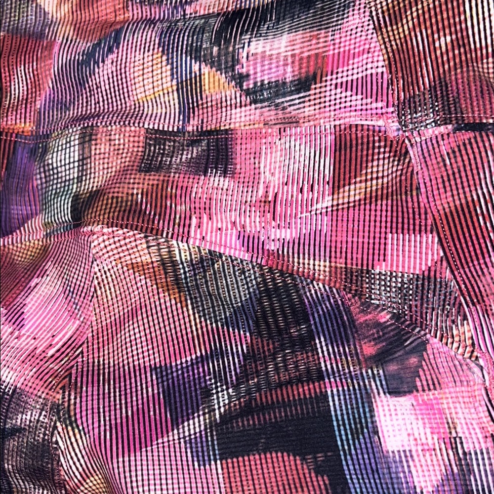 Lululemon Pink and Black Bike Shorts Artistic Design w/side pockets. - Picture 5 of 16